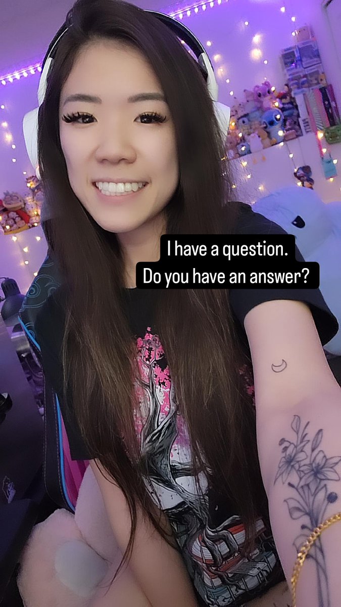 In a bit of a dilemma..
Come give me your take and opinion on a would you rather question!

🔴 LIVE NOW 🔴
Twitch.tv/itsCronzy