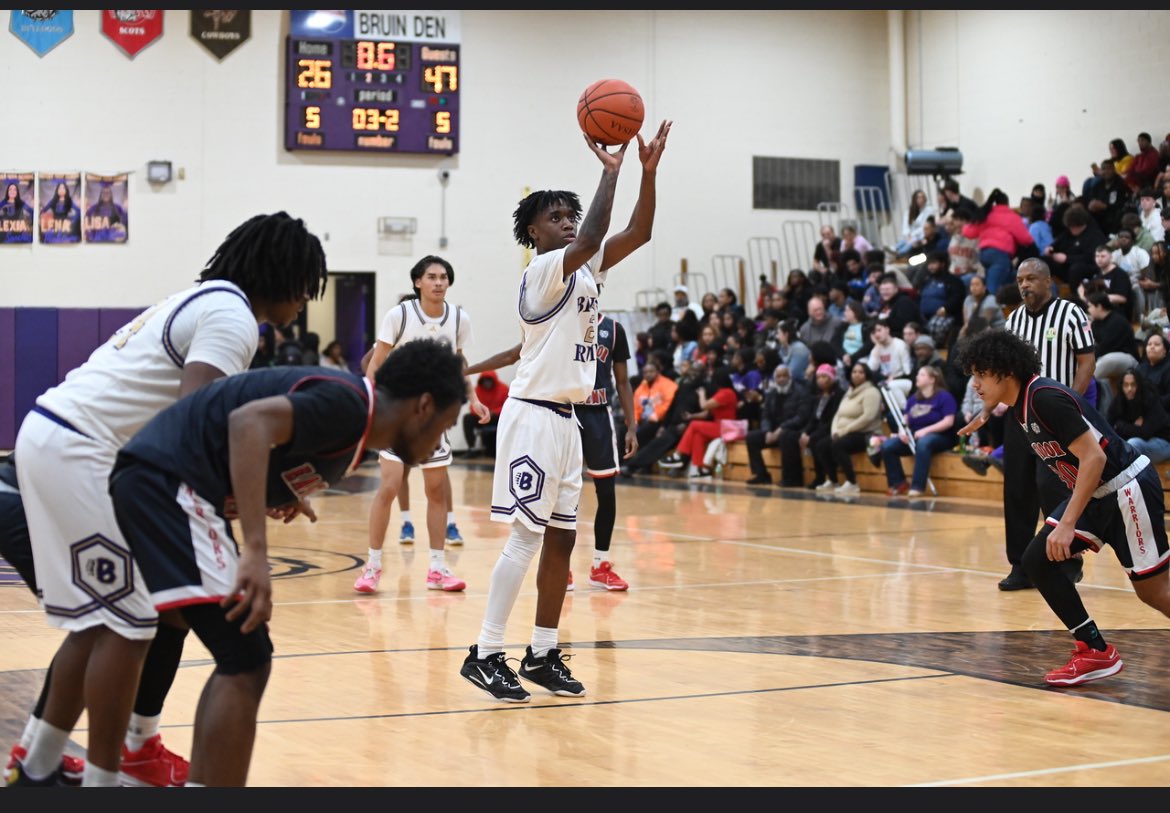 Taysolomond1's tweet photo. Only god knows the plan🏀 https://t.co/Ugr5mOLLeE