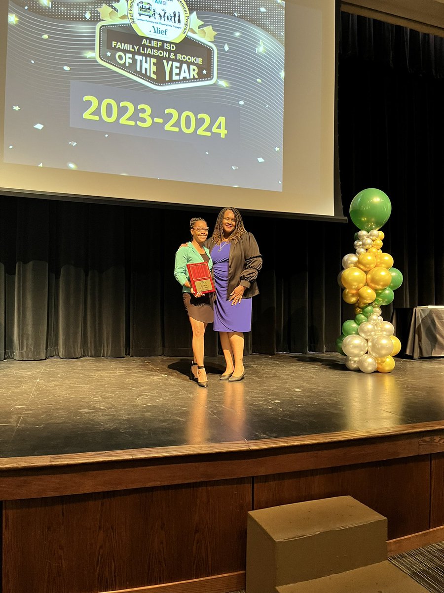 EMarie857's tweet photo. Congratulations @Best_Bulldogs @BestFamilyC Mrs. Sam for winning Rookie of the Year @Alief_Fame 2024 Graduation Ceremony! 🎊🎉💐 Well-deserved! You are such a hard worker &amp; go above &amp; beyond for Best! https://t.co/I2a3CO5J0h