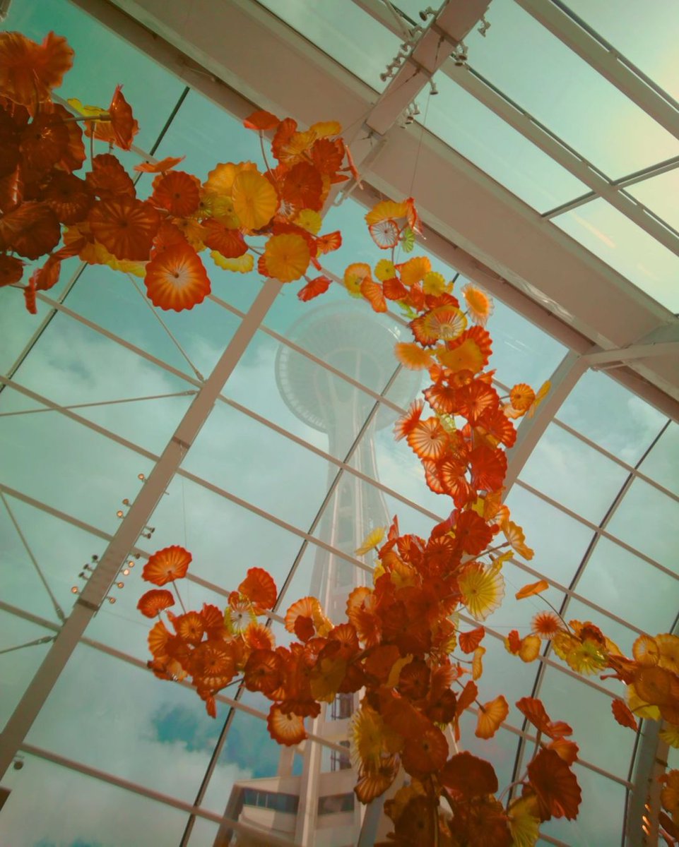 southlakeunion's tweet photo. A magical POV of the #SpaceNeedle thanks to @chihulygg 😍 🏵️ https://t.co/9ujju0t6EG

📷 sincerelyyhannah on IG #SouthLakeUnion #SeattleSights #Chihuly #SeattleArt https://t.co/QgFOE9fbHq