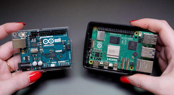 Maker Blog - @Arduino vs. @Raspberry_Pi: What’s the Difference? Learn more here: dky.bz/3QDH9uG @bekathwia