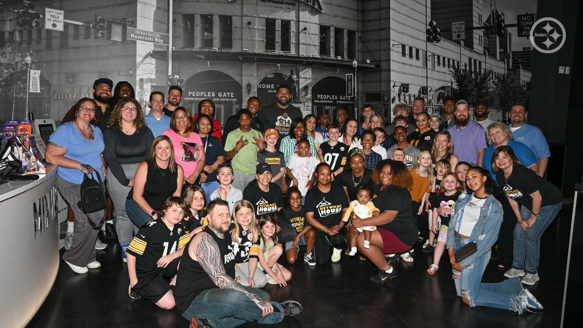 .@CamHeyward's favorite way to celebrate his birthday is to throw a party with some local kids who may need some extra encouragement. He & @97HeywardHouse treated a special group of kids to a night of fun at Dave & Buster’s at the annual Cam's Birthday Bash!