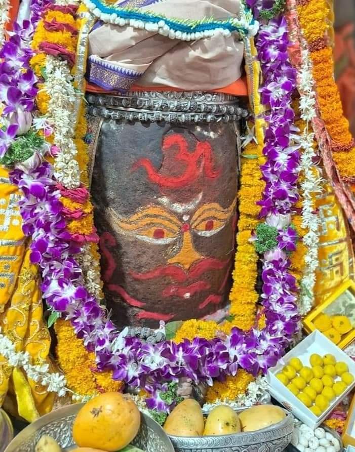 🕉🙏जय श्री महाकाल 🙏🕉
    🙏🔱#जय_श्री_महाकाल 🔱🙏
श्री महाकालेश्वर ज्योतिर्लिंगजी का भस्म आरती श्रृंगार दर्शन 
🦂#09_मई_2024_गुरुवार🦂  
🙏🌹हर हर महादेव 🌹🙏
🙏🔱जय शिव शंभू 🔱🙏
🙏🐍#ॐ_नमः_शिवाय 🐍