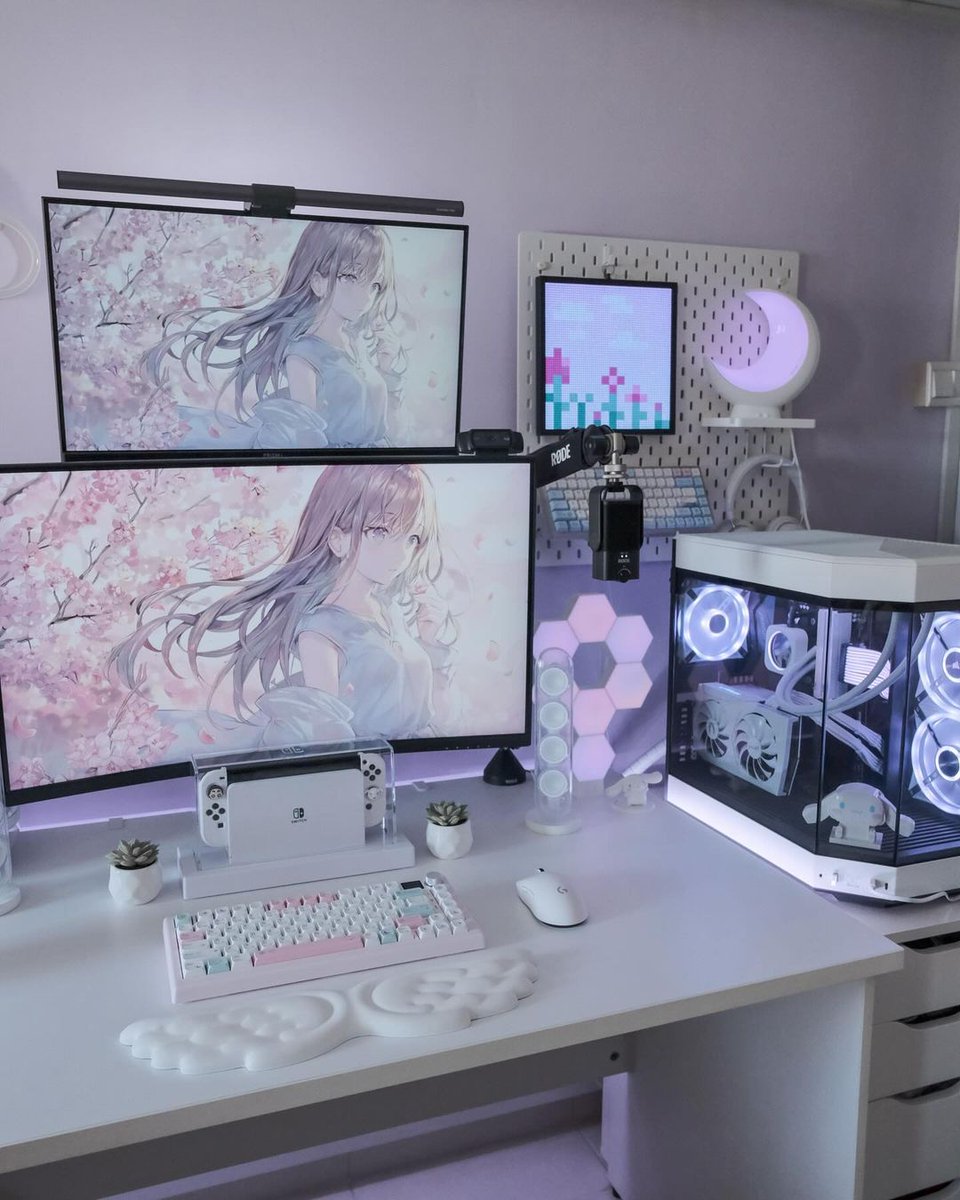 Have a seat and get lost in the clouds ☁️🌫️ in this setup

📷 IG: cherrryglue

#PcBuild #GamingPC #PcSetup #Tech #PcHardware #PcComponents #PcGaming