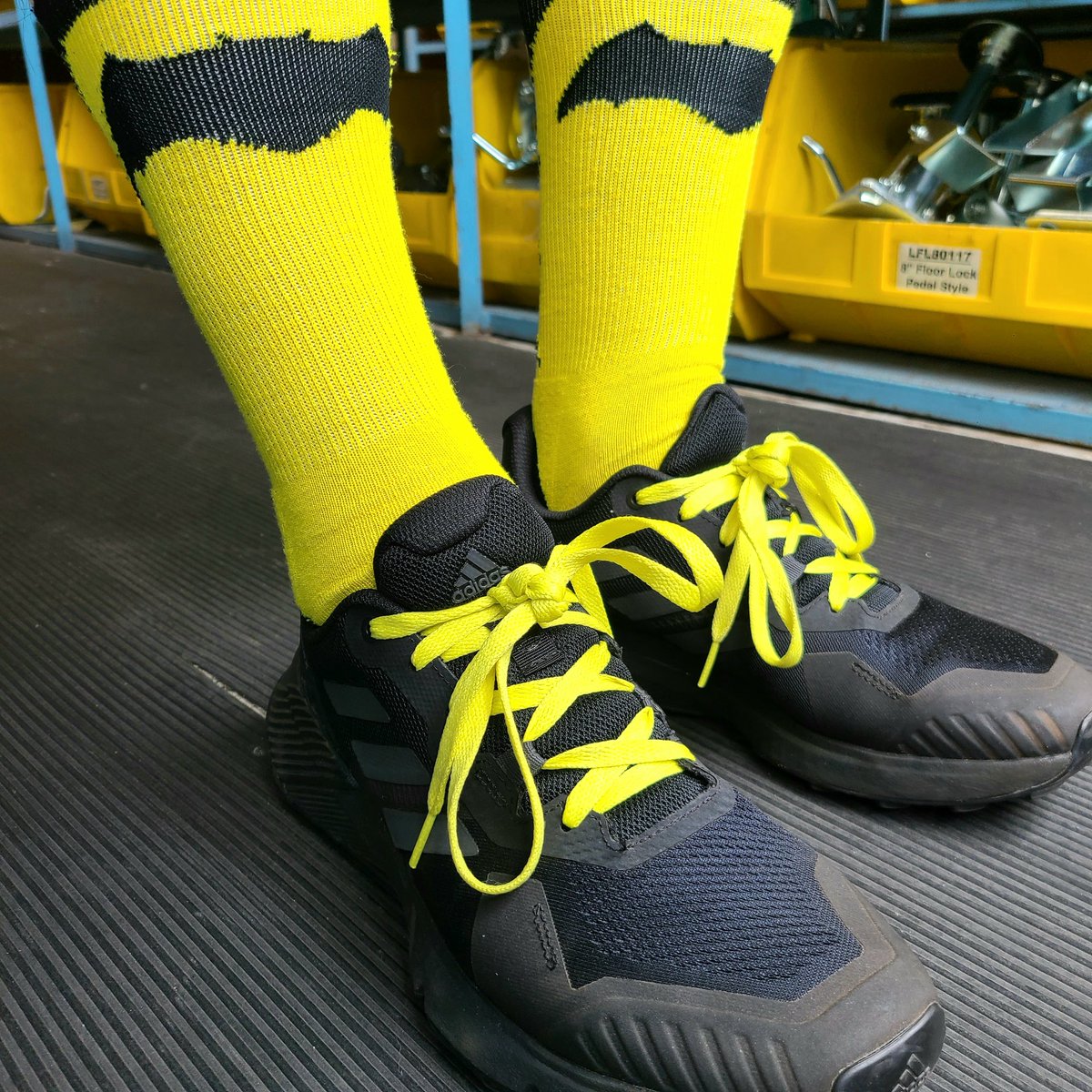 I'm Batman socks & adidas Terrex Soulstride #batman #batmansocks @batman @dccomics #lootcrate #lootwear #sharethewear @lootcrate  @lootwear #ootd #sotd #popculture #adidasrunning #adidas @adidas #terrex #terrexsoulstride @adidasrunning #yesadidas #threestripes #threestripelife