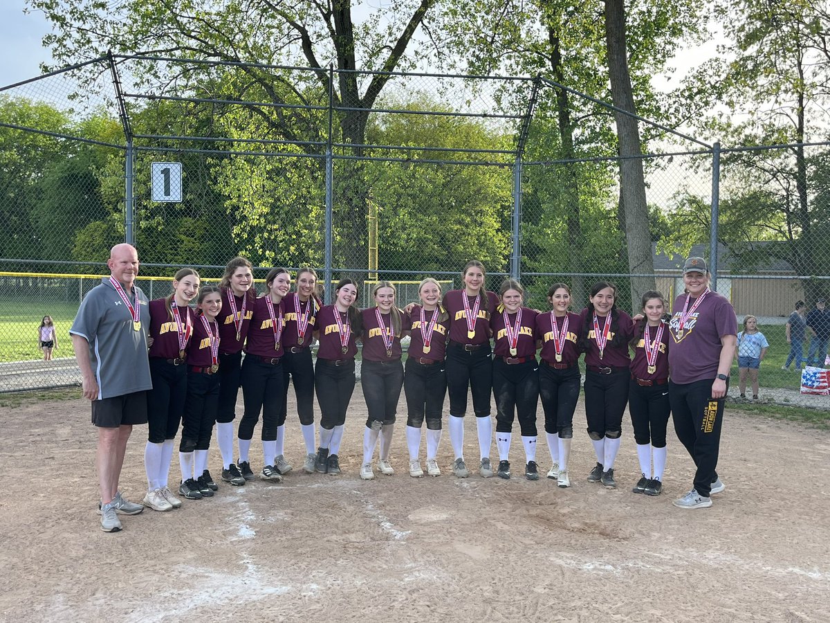 ericalenee13's tweet photo. 🚨 SWC CHAMPIONS 🚨 
So proud of the Avon Lake Middle School softball team!!!! Another huge win today against an incredibly good Berea Midpark team. It was a close one all game but our girls came out on top to take home the title of SWC CHAMPS! Let’s GOOOOOO!!! @LearwoodSB1 https://t.co/bpOtXHFWPI