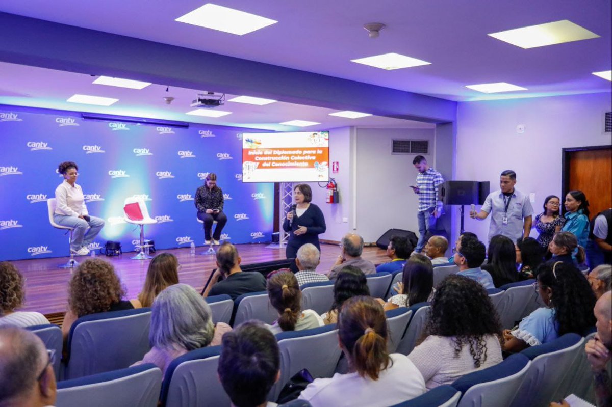 Gabrielasjr's tweet image. Hoy dimos inicio Diplomado &quot;Construcción Colectiva de Conocimientos: comunidades de vida y aprendizajes para la transformación social&quot; como parte de las actividades de formación del @Mincyt_VE

La participación desde una práctica colectiva como mecanismo que confiere al pueblo…