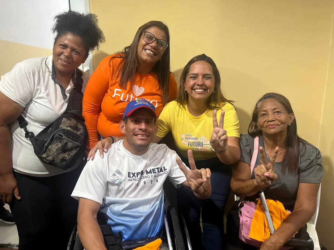 Nos seguimos moviendo por Venezuela… #Hoy estuvimos en el estado Bolívar, en un hermoso encuentro en el que todas y todos los voluntarios coincidieron en el deseo de construir juntxs un Futuro próspero! 🇻🇪❤️