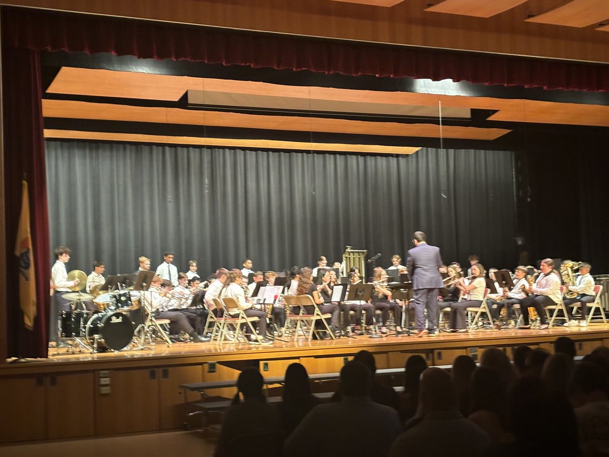 stacey linzenbold tweet media