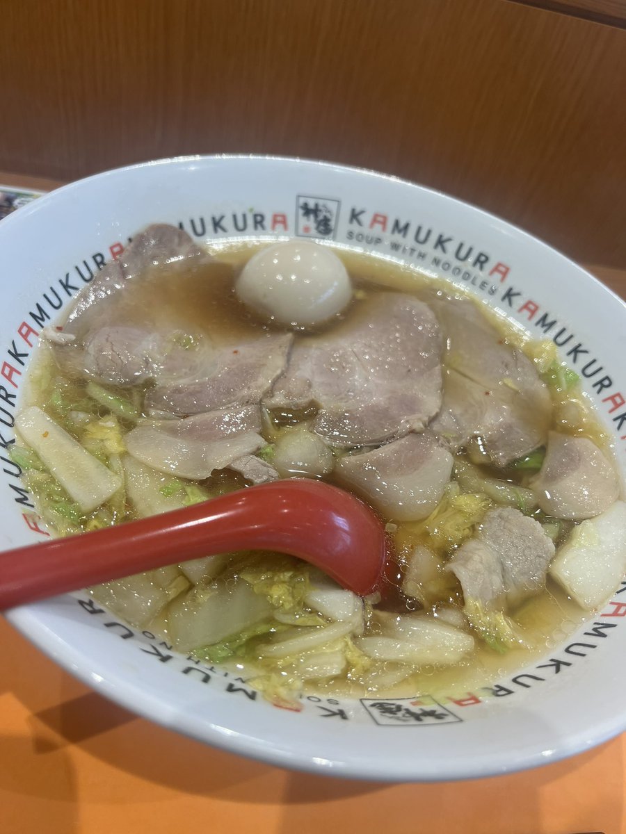 色んな人が神座って言うから思わず食べてもうたがな〜🍜