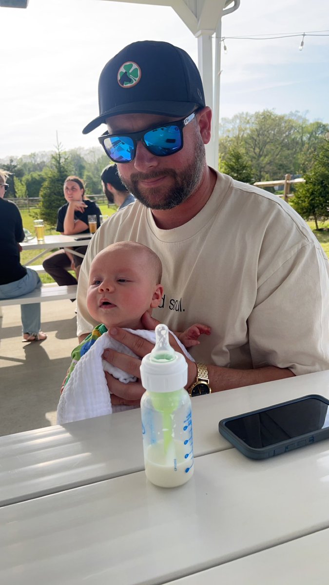 lia rose tweet media