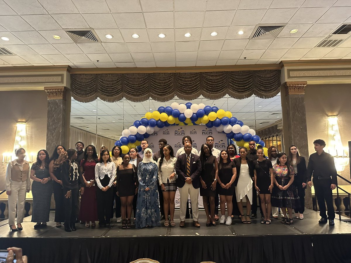 Congratulations to all of the @pgcps Valedictorians & Salutatorians! Such a joy to join the Principals and families of @IHSatLP & @NHS_PGCPS to celebrate Class of ‘24 scholars! #PGCPSproud!!! @p_nsbarker @DrHumphrey5 @DrCMarrow @LLT_Founder