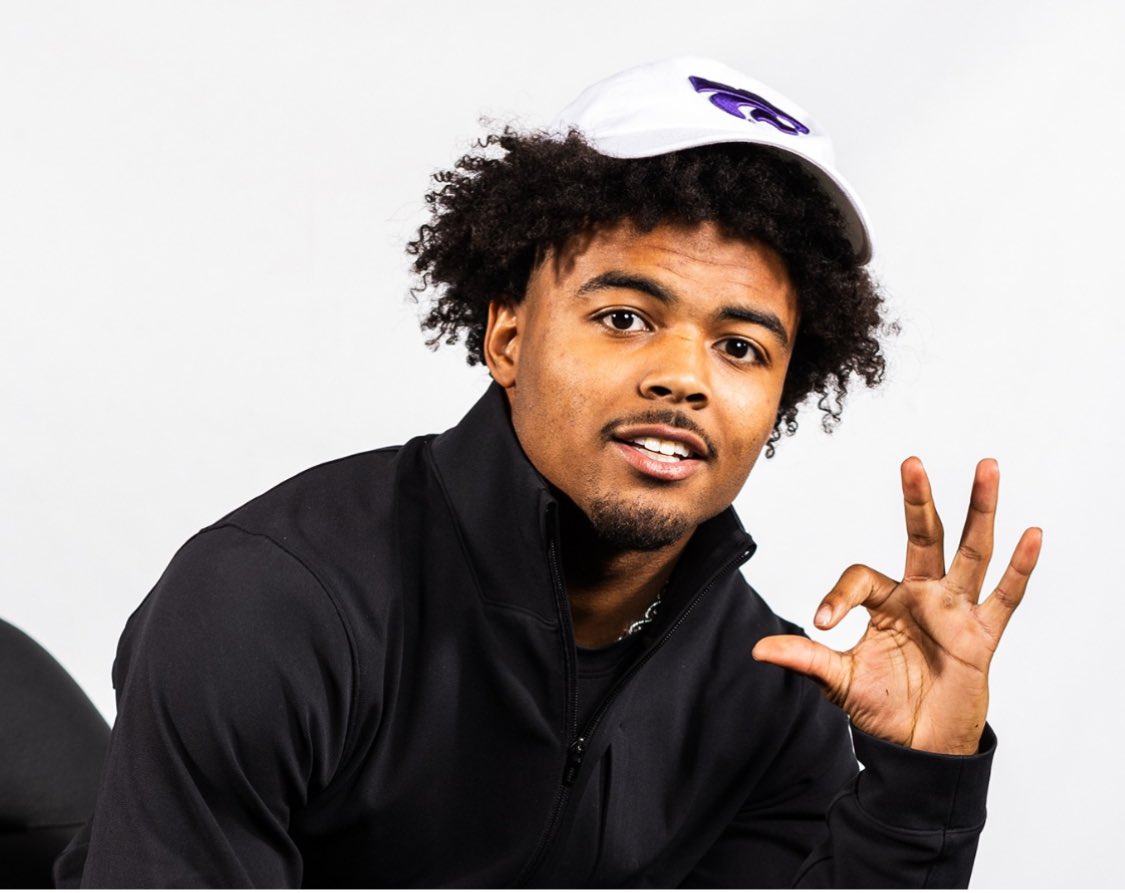 DScottFritchen's tweet photo. Dylan Edwards: “I signed the letter-of-intent, and it was a happy cry. I bawled my eyes out because I was full of joy that this was really happening. It's a great feeling."

"I'm really excited."

He pauses.

"I hope you can hear it in my voice." https://t.co/yuj4Z4o2LM