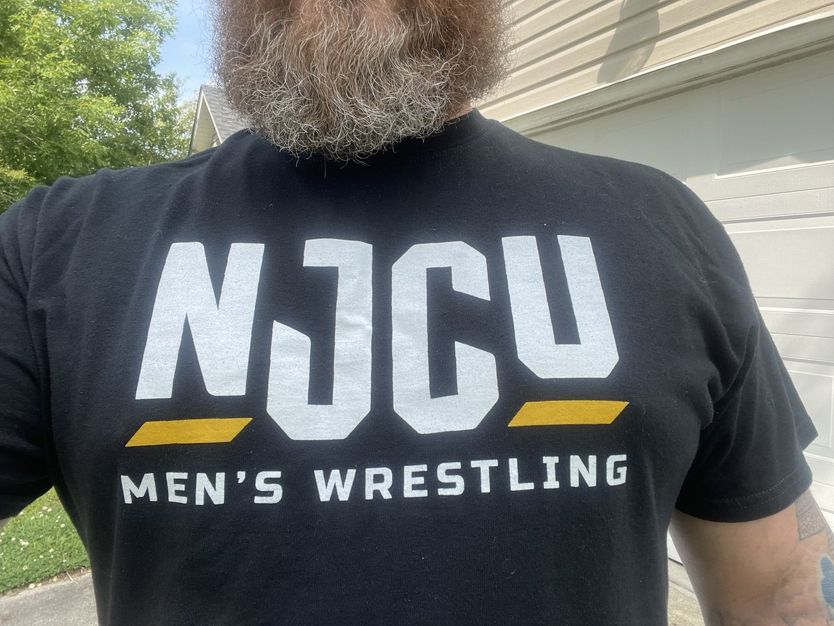 Day 8 of #WrestlingShirtADayinMay featuring @NJCU_MWR. Smash that heart button if you’d like them to receive a donation from me at the end of WSADIM.