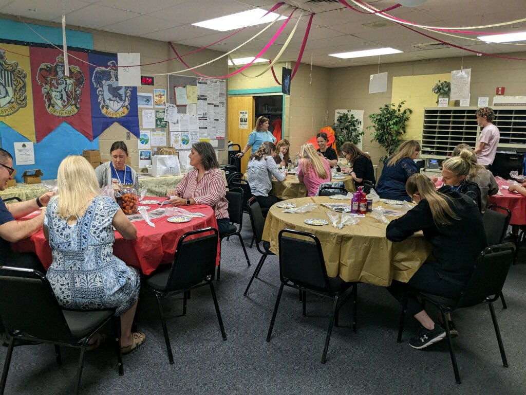 Corey Swift (@mscoreyswift) on Twitter photo Thank you to Moose & Me Bakery on Book Road in Naperville for bringing in delicious koala cookies and baking supplies so staff members could decorate their own cookies. It was a therapeutic way to kick off our Wednesday! 🐨 🍪
<a href="/CowlishawKoalas/">Cowlishaw Elementary School</a> Thank you to Moose & Me Bakery on Book Road in Naperville for bringing in delicious koala cookies and baking supplies so staff members could decorate their own cookies. It was a therapeutic way to kick off our Wednesday! 🐨 🍪
<a href="/CowlishawKoalas/">Cowlishaw Elementary School</a>
