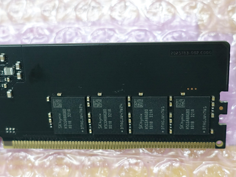 watch_akiba's tweet photo. 更新:XMP/EXPO両対応のDDR5-5600メモリ「SanMax DDR5 Black PCB Edition」が入荷、SO-DI… https://t.co/mfduQzDLM5 #自作PC #DDR5メモリ #SanMax https://t.co/pgg64lyXoi