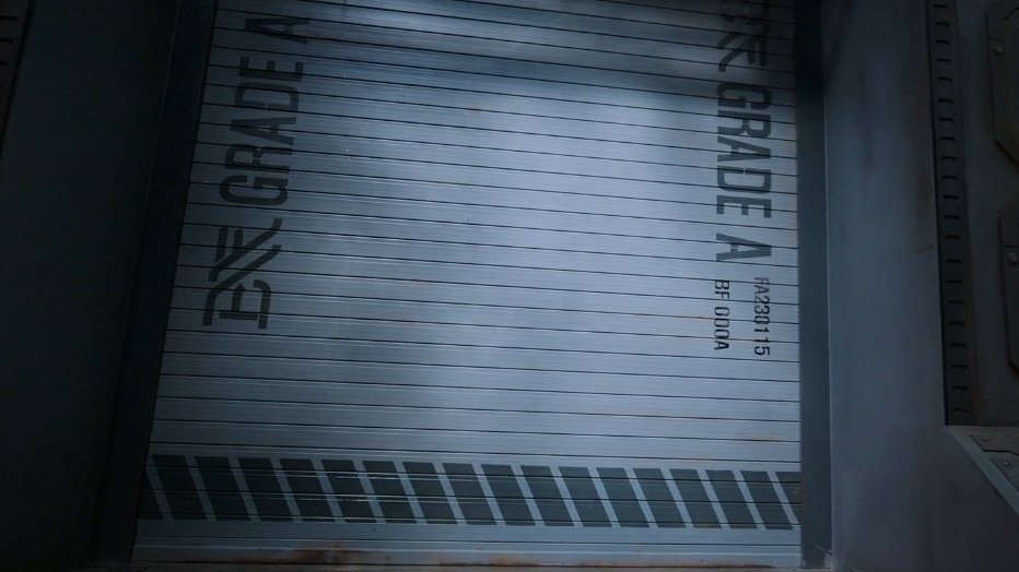 hongyisoo's tweet photo. for my own sake, I will assume that Chaewoon and Jayoo survived and lived in the end. Jayoo's body was preserved in the BF Grade A tube, her surgery was completed successfully, and there is no rejection of the artificial organ transplant. 

#BloodFree
#BloodFreeEp10 https://t.co/Zbrif7c0aL