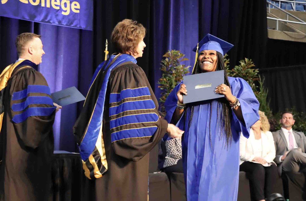 Congratulations to all our Adult Education graduates! 🎓 Your dedication and hard work have paid off, and you’ve achieved an incredible milestone. Wishing you all the best as you embark on the next chapter of your journey! #GoBig #GoGulfCoast