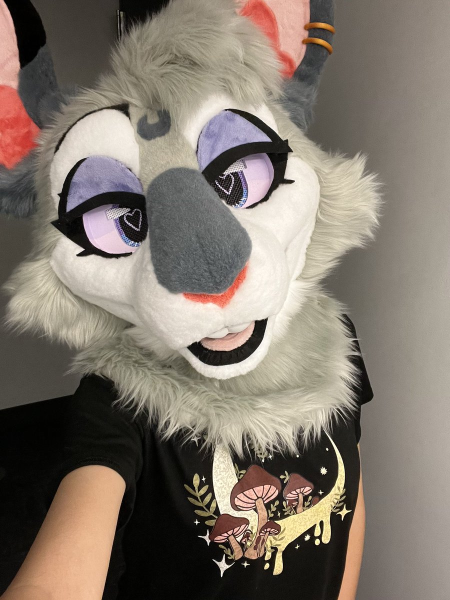 Debuting my new suit at #FWA2024 this year! 💜 Her name is Juliet I love her sm 🥹 ✂️ @sheenitude