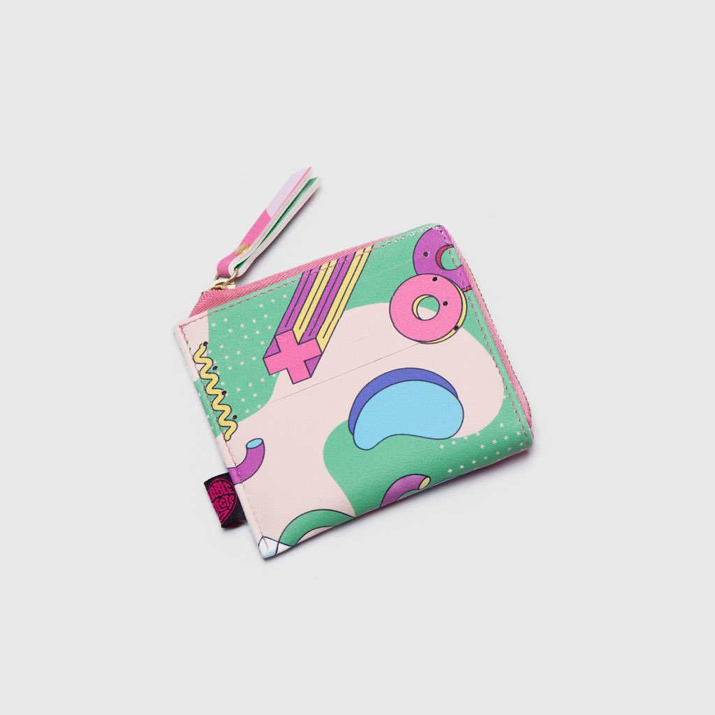 Card wallet colorblock cakep bangett✨

shope.ee/9zbeFzGTJ4