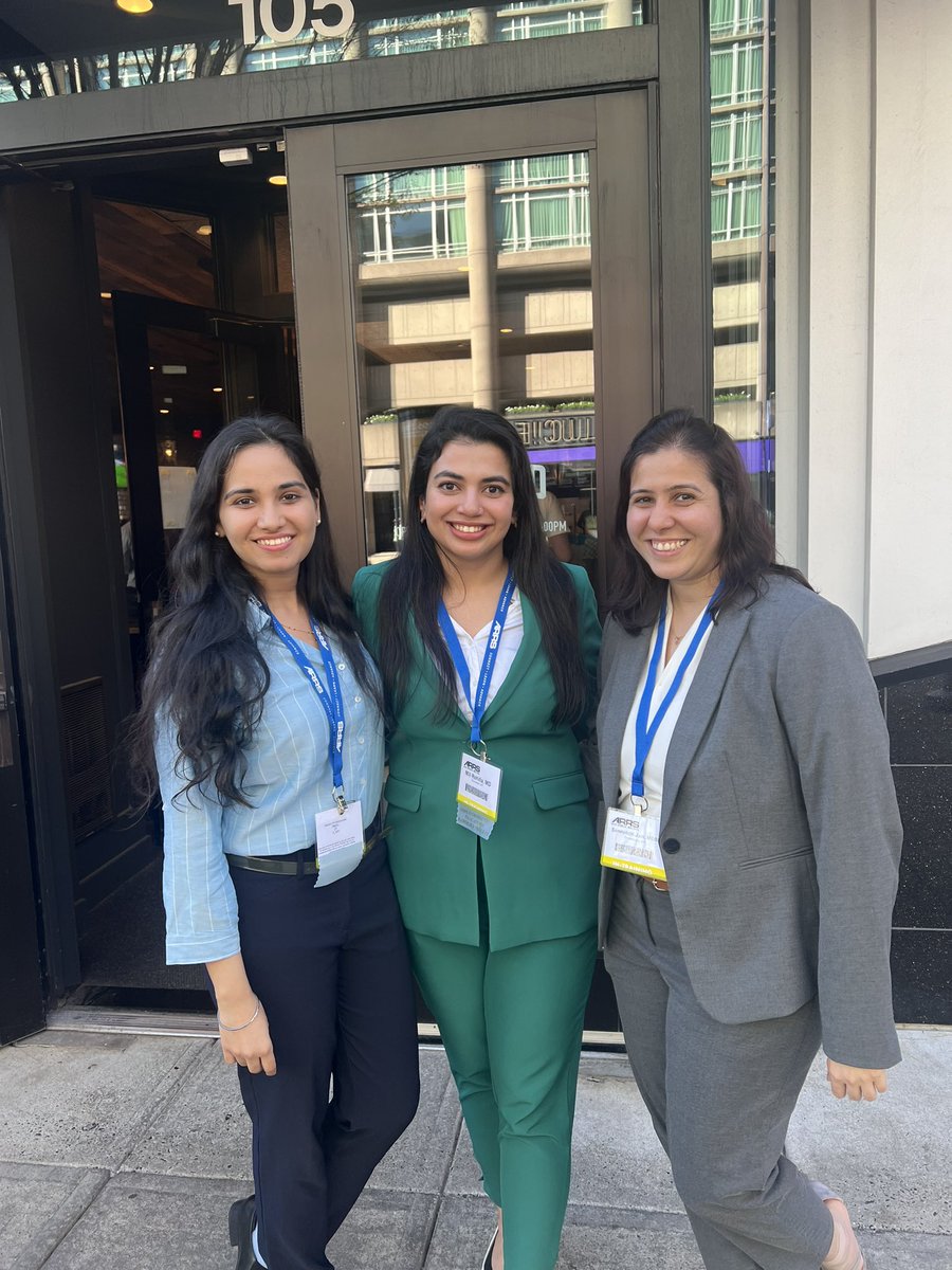 SVH rad residents, Mili and Samruddhi, representing SVH at Annual ARRS 2024 meeting in Boston.
