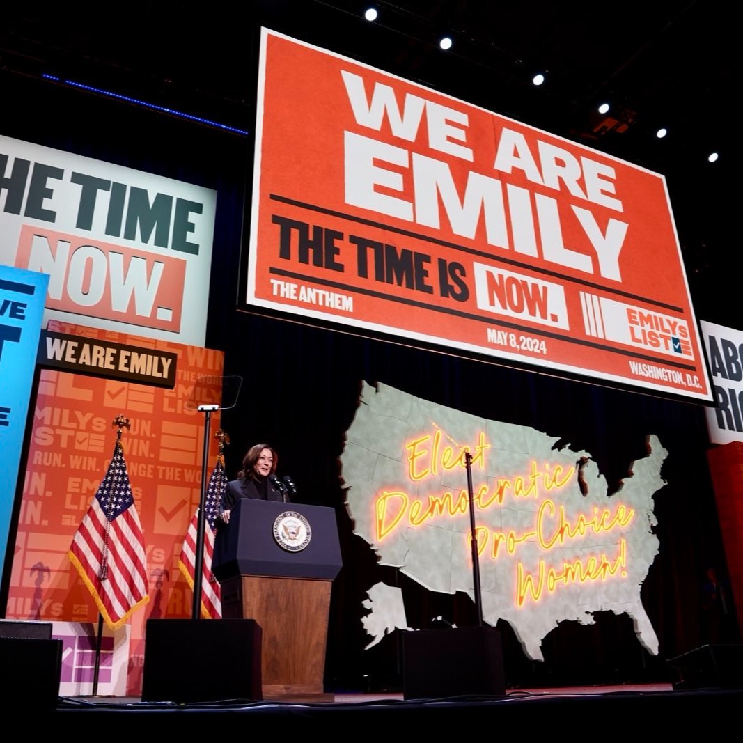 .@EMILYsList knows how to organize, get out the vote in every battleground state, and make their voices heard. 

We trust women and believe in reproductive freedoms—and we’re ready to fight for them. When we fight, we win.