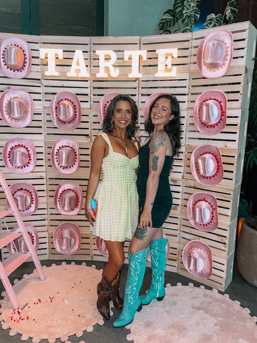 _dearjenna's tweet photo. huge thank you to tarte cosmetics for allowing me to celebrate their new launch with them tonight 🫶🏻

https://t.co/ktiCb61Zxm https://t.co/Exgw71giiT