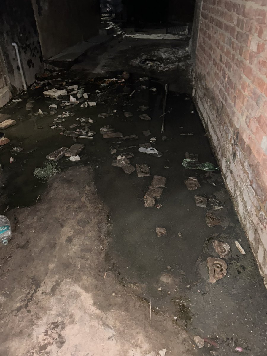 striker3388's tweet photo. @MunCorpGurugram @DC_Gurugram   Help to clean this mess. Khasra no 1410 opposite sector 5 police station near mtnl tower gurgaon https://t.co/1KpL2GhLEv