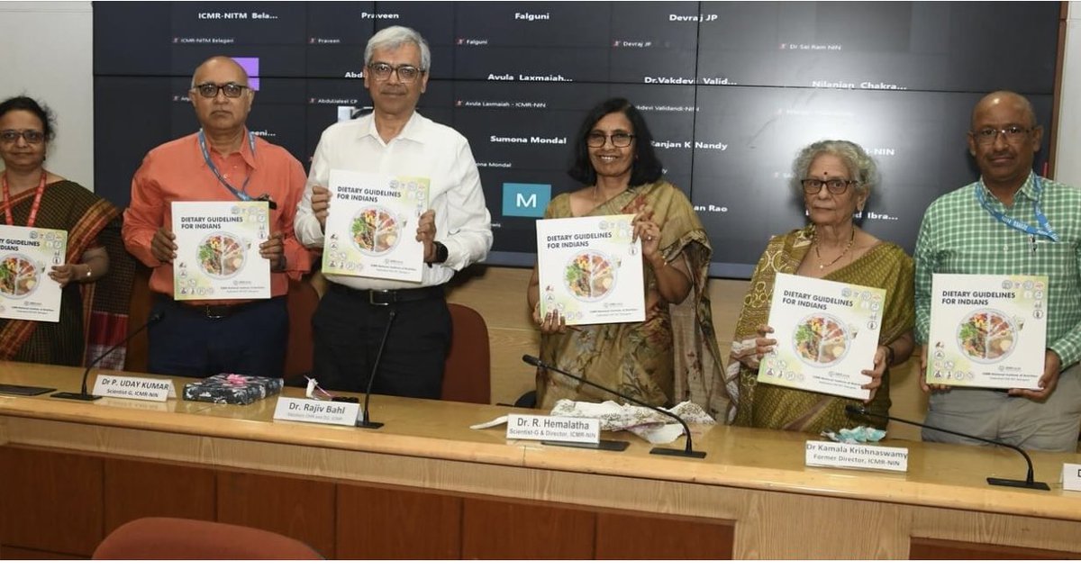 ‘Dietary Guidelines
for Indians (DGIs)' a ‘Gazette’ released by Dr. Rajiv Bahl Secretary DHR. 🙌 to Dr Hemalatha Director ICMR-NIN & Team for Translation success of Indian based evidence on food & lifestyle related recommendations. 
nin.res.in/dietaryguideli… ⁦⁦@PMOIndia⁩