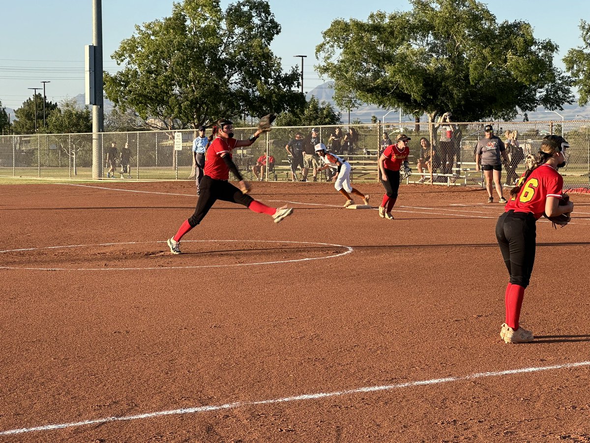 It’s a double dip for the 5A @AZPreps365 State Softball Playoffs with @CienegaSports and @wccatathletics on one field and @ChaparralSUSD and @CVHSYotes on the other. Winners to the semis. State Champions play here! @AZPreps365Jose @azc_obert @RsmithYWV @KevinMcCabe987