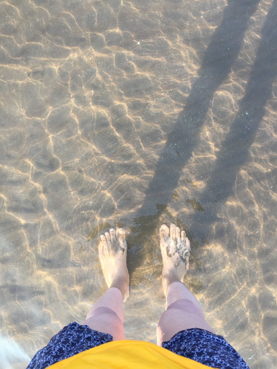 arsadays's tweet photo. pagiiii 
 
 #pantaibarombong #makassar https://t.co/IKNpkm4Vi0