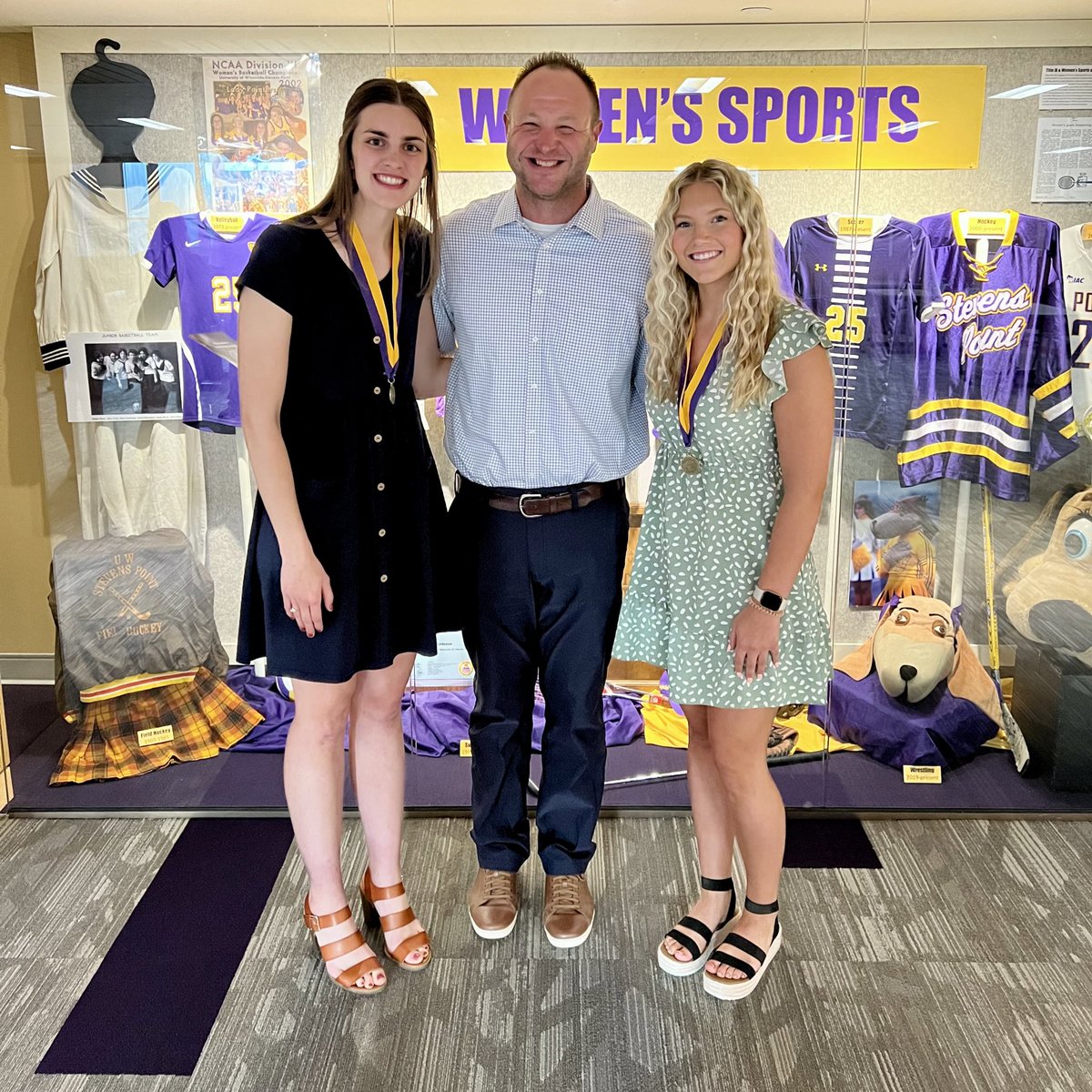 I can’t define leadership, but I know it when I see 👀 it…

Not just☝️, but✌️@UWSPWBB Chancellor’s Leadership Award🏅Recipients‼️ Their impact on our @UWStevensPoint campus stretched far beyond the 🏀 court with endless effort to every endeavor. 

💜 #Pointers 💛 #ProudCoach 💜