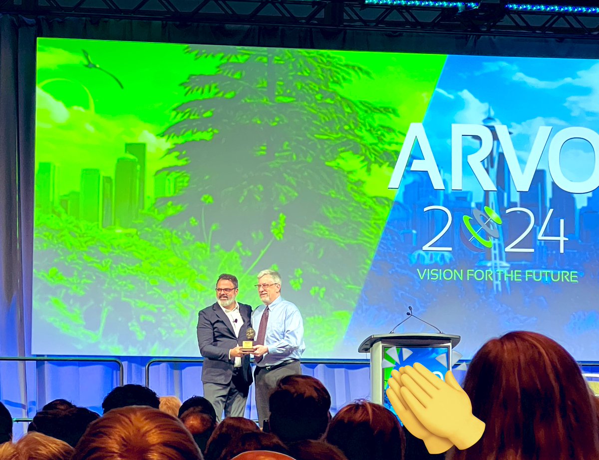 Last ARVO during my PhD, and last time to present my SREBP story! Grateful for the incredible mentors I met in the US who guided me before and during my PhD <a href="/SabanLab/">Danny Saban</a> <a href="/LabPadhu/">Padhu_Lab</a>! ♥️Many congratulations to Dr.Saban for getting the prestigious Cogan Award, well deserved!🎉👍