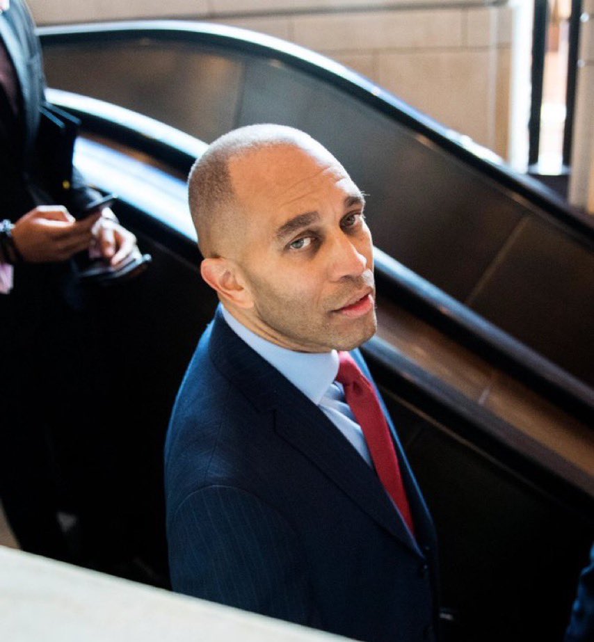 I can't wait to see Hakeem Jeffries take that Speaker gavel in January. 🔥