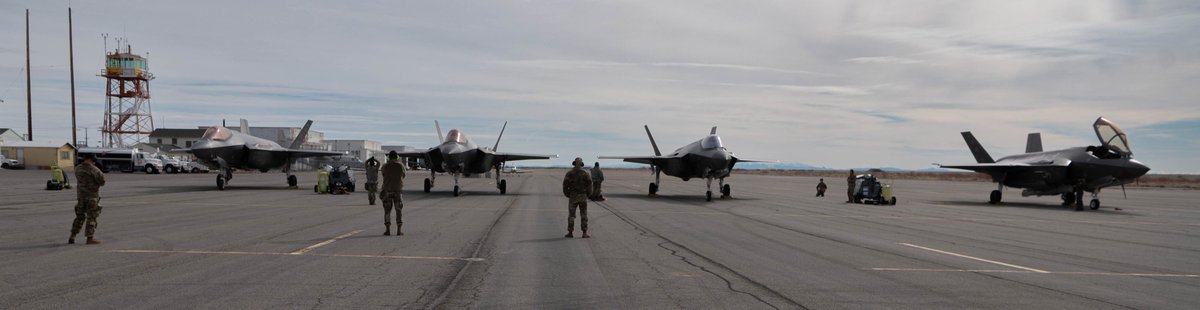 During exercise Panther Shadow, the @IDNationalGuard's 266th Range Squadron provided strategic aircraft control of @HAFB
F-35A Lightning II aircraft in the military airspace encompassing Idaho, Nevada and Oregon. 🔗ngpa.us/29558