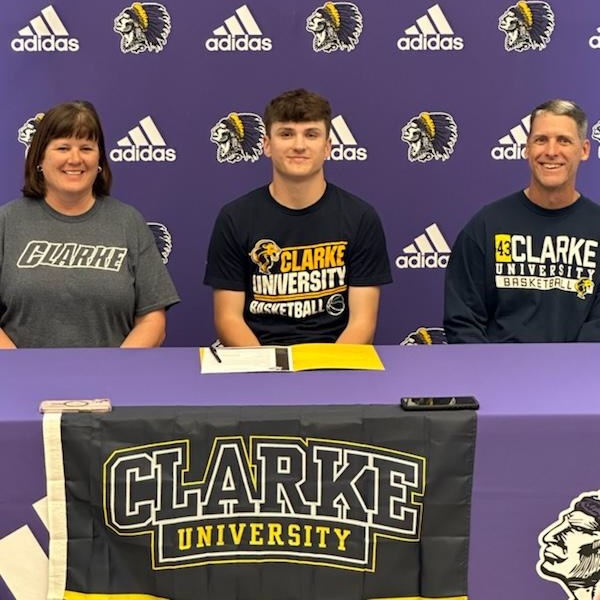 Congratulations @MasonPe40681383 on his signing with @ClarkeMBB One of the best high school shooters in the state of Illinois has officially landed in Dubuque, IA. @NestoHoops @ILL_HS_Hoops
