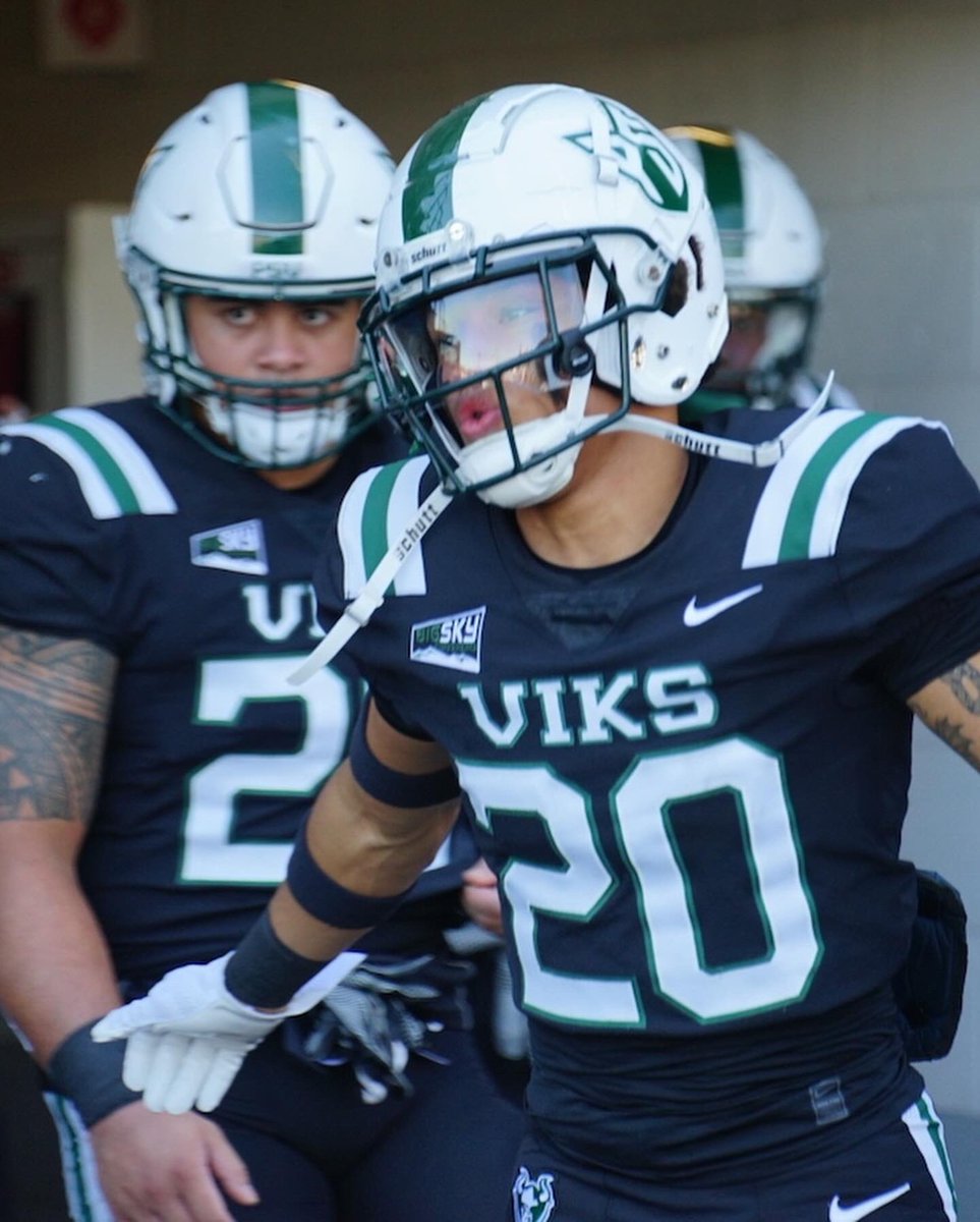 After a great conversation with @coachapatterson I am honored to have receive my 2nd offer from Portland State @iamcoachMB @aggiefootball05 @Coach_Brentley @psuviks