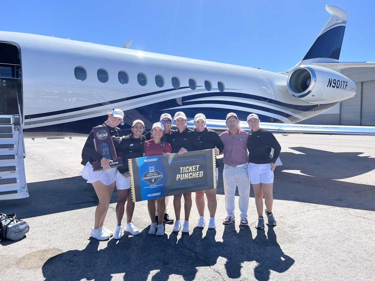 Hopped off the plane in XNA with a trophy and a ticket punched to Nationals 🤗