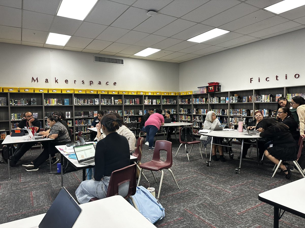 medina_dav's tweet image. Thank you Ysleta MS for the opportunity to work with your SPED team. #SHARS @BrendaChR1 @YISD_SPED