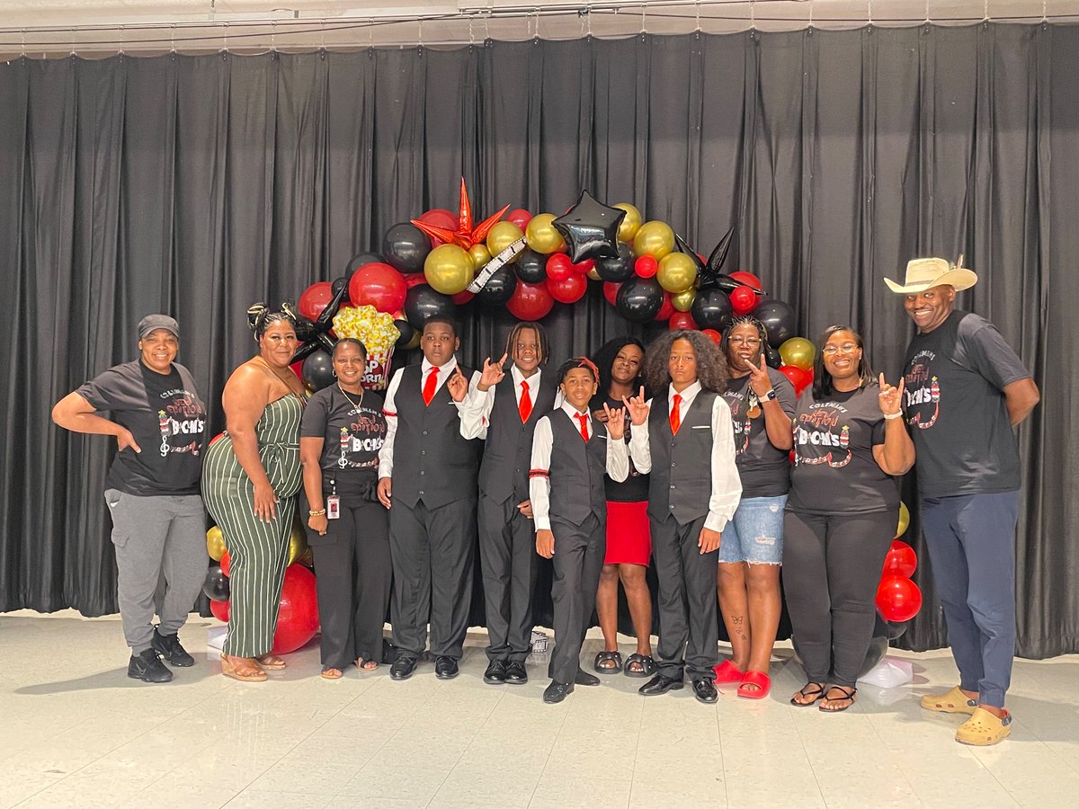 Super proud of these talented young men!They put in hard work to execute their moves and tunes to showcase their talent at @cedarhillisd talent showcase. A big shout out to their Parents/Guardians for allowing them to participate ❤️. 

#ShowcaseSuccess #TeamEffort #FamilyAffair