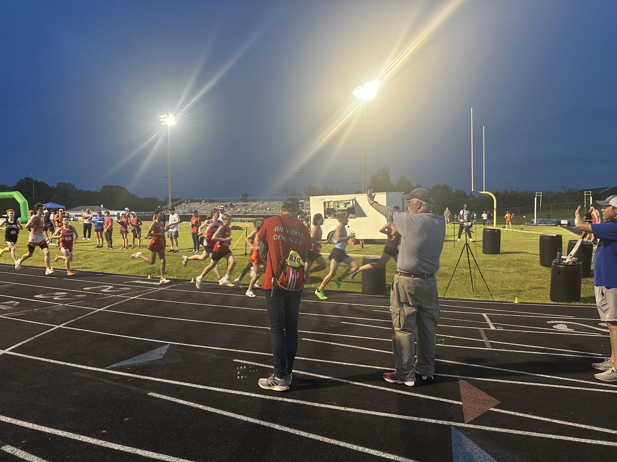 Guide to @SCHSL Track and Field Qualifier Weekend sc.milesplit.com/articles/347763 

What are your races to watch this weekend?

#schstf #schsl #milesplit #trackandfield #flotrack #hssports #sctweets

@LouatTheState