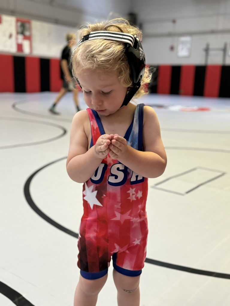 #WrestlingShirtADayinMay Go team USA @USAWrestling