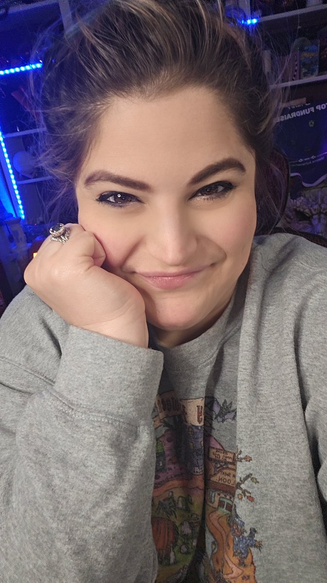 Oh Lord it's HUMP DAY and it's 
34 MIN PODCAST WITH <a href="/chrismaklive/">Chris Mak</a> 

Come cuddle puddle your pants off!
Twitch.tv/poopwitchx
Twitch.tv/poopwitchx
Twitch.tv/poopwitchx