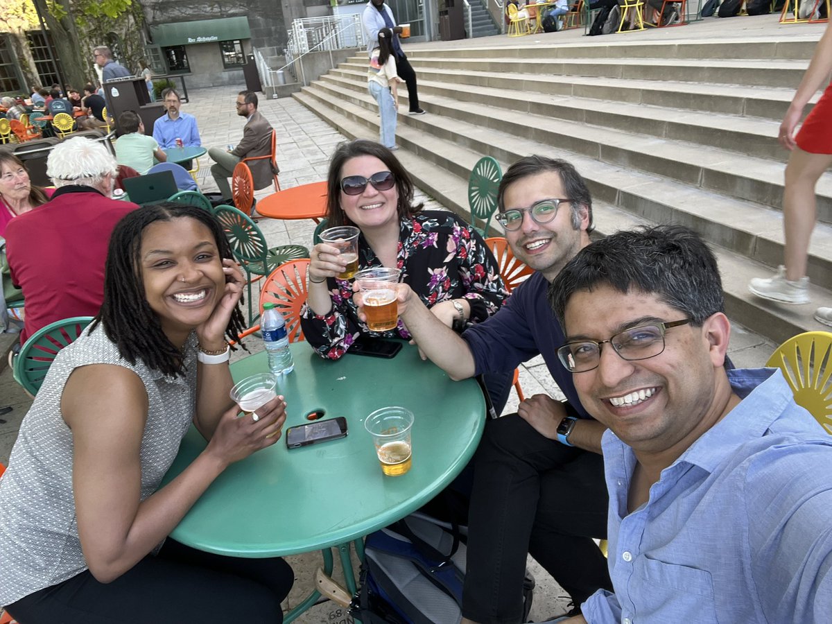 Chelsey Spriggs, Ph.D. (@dr_sprggs) on Twitter photo The best seminar visits are the ones with friends. #NewPIs #DNAVirologistsš§¬š¦ <a href="/Majumder_Lab/">Kinjal Majumder</a>, @k4v1 and Megan ā¤ļø The best seminar visits are the ones with friends. #NewPIs #DNAVirologistsš§¬š¦ <a href="/Majumder_Lab/">Kinjal Majumder</a>, @k4v1 and Megan ā¤ļø