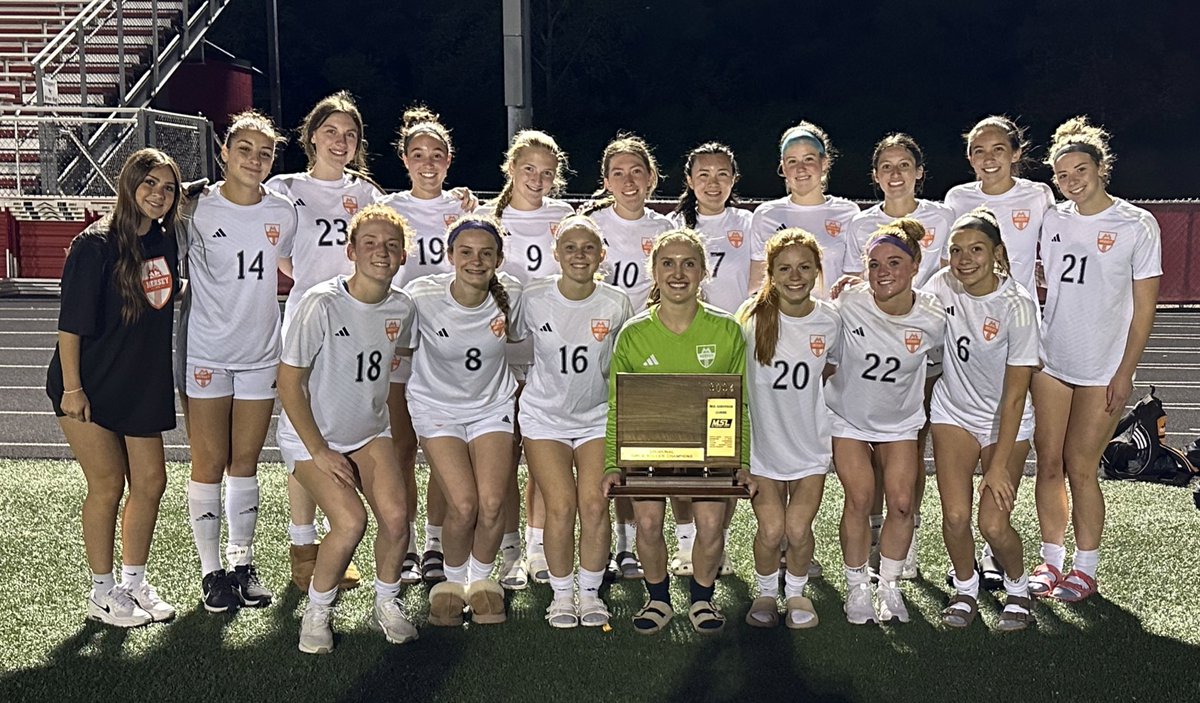 Final at Barrington, Fillies 3, HUSKIES 1. Couldn’t be more proud of how hard these girls worked to be given the opportunity to play in the Championship. Congratulations to our MSL East Division Champs!!! #HereAndNow #HuskiePride #RunAsOne