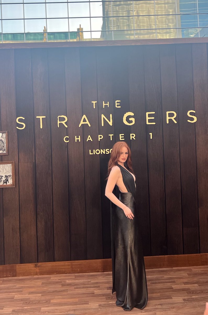 Tag a friend you’d brave the terror with…but dibs @madelainepetsch !