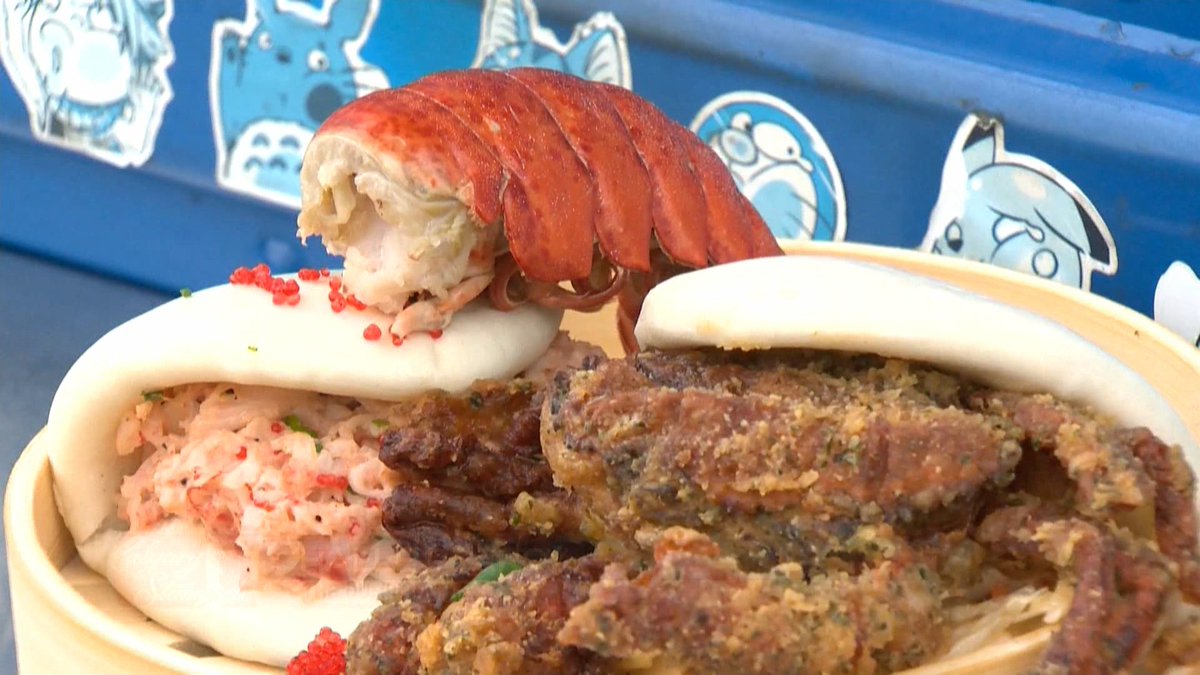 The Stampede has released its Midway menu and it's full of new sweet, salty and spicy creations you can chow down on come July. @TeriFikowski has more. #yyc #calgary calgary.ctvnews.ca/video/c2918710…