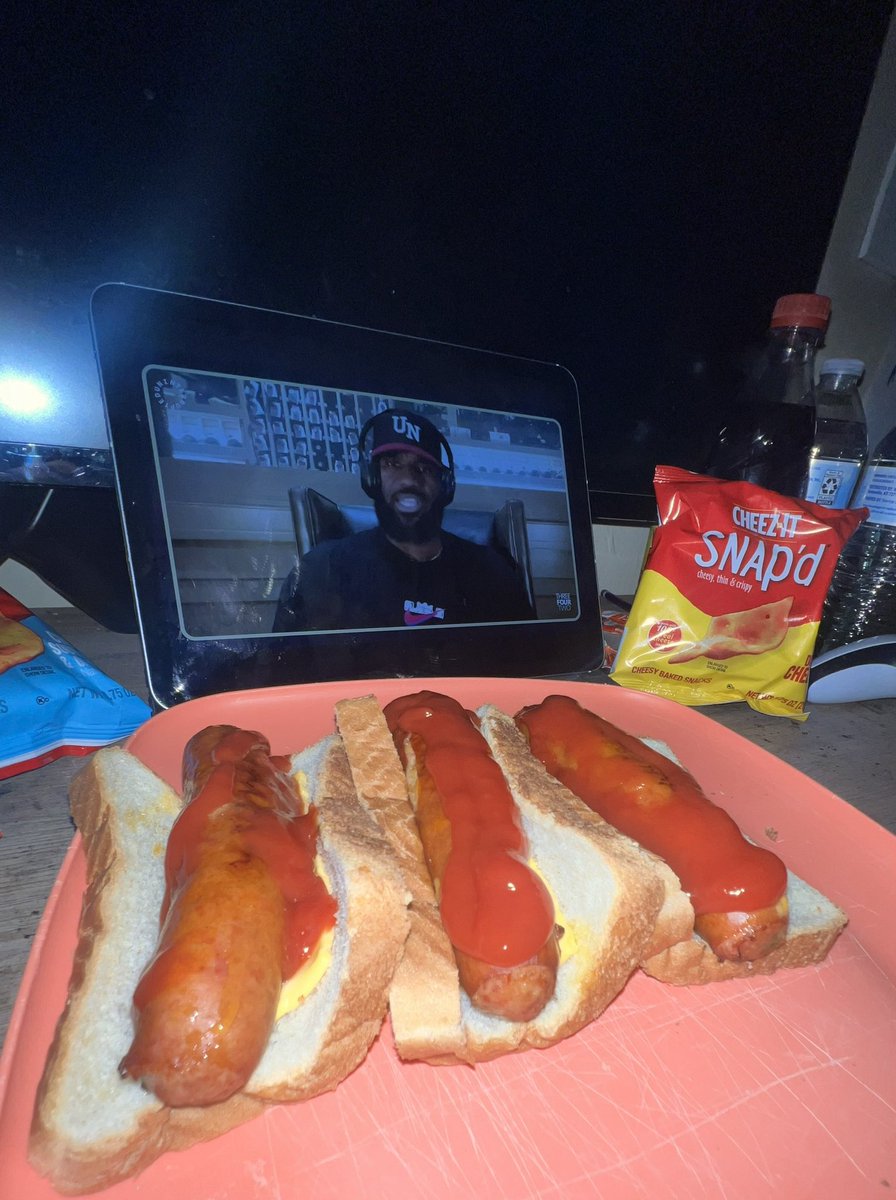 Im__Up's tweet image. best podcast out period any genre ‼️‼️‼️@jj_redick @KingJames #MindTheGame