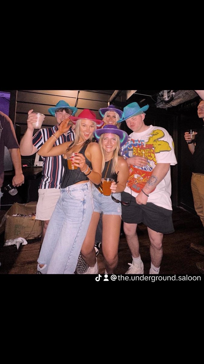 Theunde70040064's tweet photo. Life happens. Beer helps 🍻
#oshkosh #oshkoshwi #wisconsin #oshkoshbar #barlife #onlyinoshkosh #downtownoshkosh #drinkwisconsibly #visitoshkosh #drinks #famous #viral #foxcitieswi #fyp #foryourpage #foxcitiesmagazine #tiktok #instagram #facebook #twitter https://t.co/WxVnGdy46M