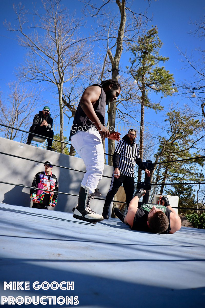 The People's Move by #MikeGoochProductions 

#photography #nycphotographer #FollowThisPhotoGuy #wrestling #indyWrestling #ringsidephotography #SHARETHISPOST #GTSWrestling #GTS #GrimAMania #WWERaw

@GrimsToyShow

1/2 part 2 in comment section